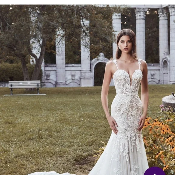 EUC Designer CALLA BLANCHE Wedding Dress - Picture 1 of 7